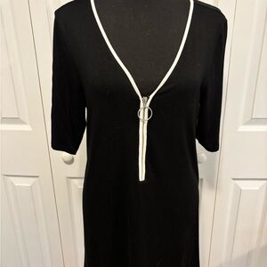 Cable & Gauge Black Top with White Accent